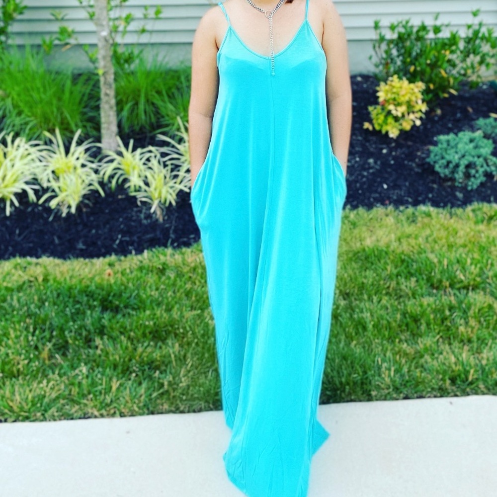 Sleeveless Maxi Dress